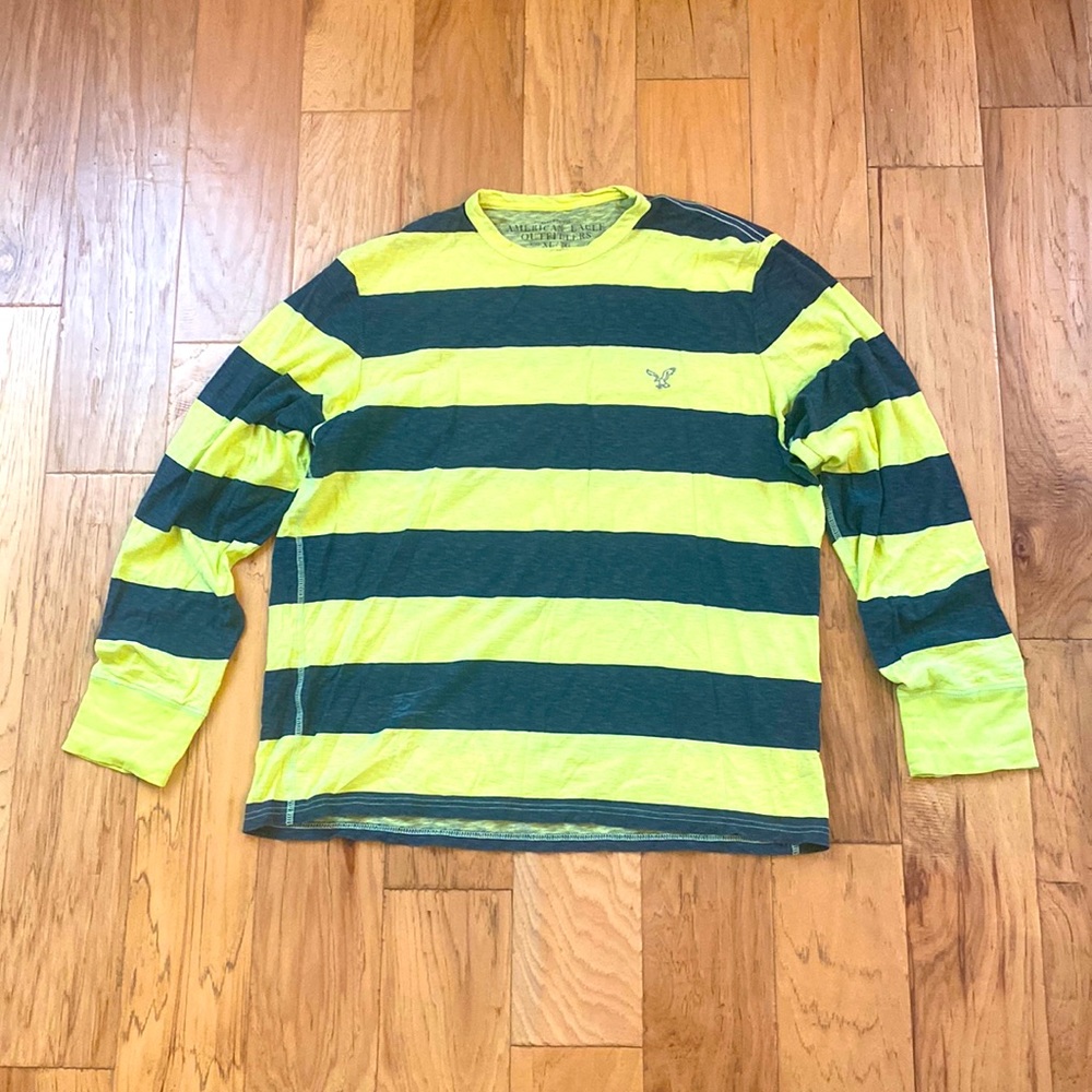 American eagle mens long sleeve tshirt in yellow and navy,excellent condition